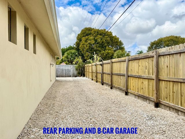 1213 W Broward Street, Lantana, FL 33462