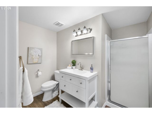 168 Ne 38TH Ave, Hillsboro, OR 97124