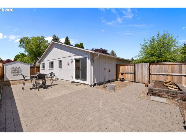 168 Ne 38TH Ave, Hillsboro, OR 97124