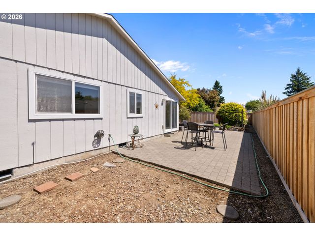 168 Ne 38TH Ave, Hillsboro, OR 97124