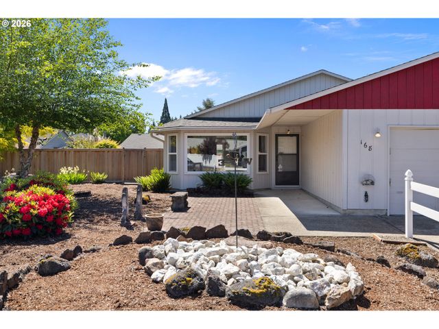 168 Ne 38TH Ave, Hillsboro, OR 97124