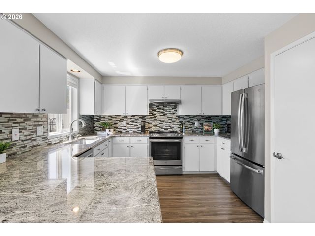168 Ne 38TH Ave, Hillsboro, OR 97124