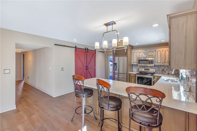 18001 Mallard Bend Road, Seneca, SC 29672