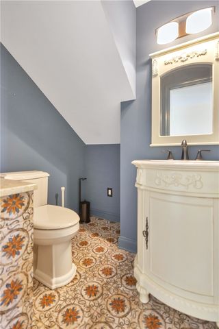 18001 Mallard Bend Road, Seneca, SC 29672