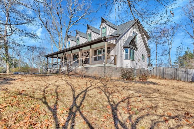 18001 Mallard Bend Road, Seneca, SC 29672