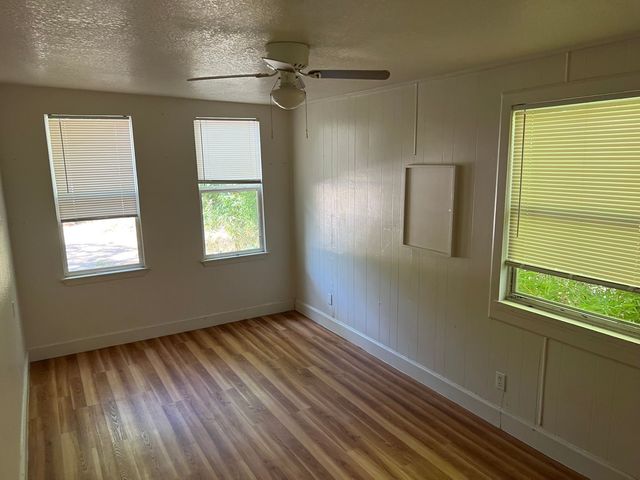 1504 Greenlee Street, Denton, TX 76205