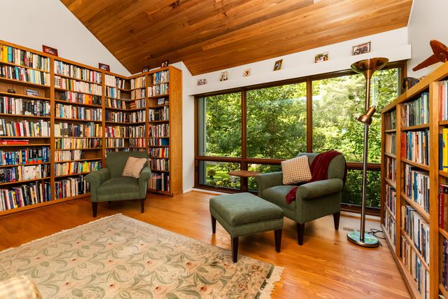344 Rock Creek Court, Ann Arbor Twp, MI 48104