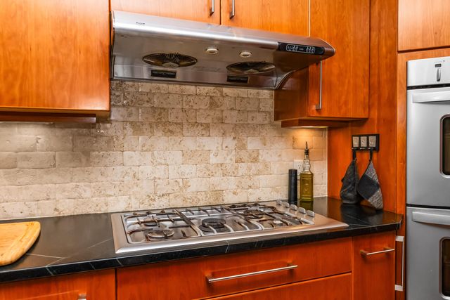 344 Rock Creek Court, Ann Arbor Twp, MI 48104