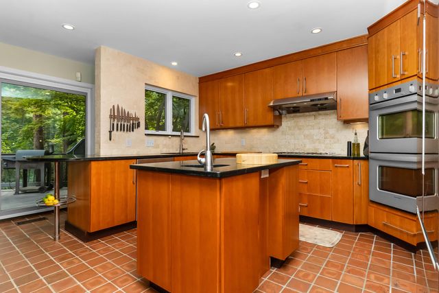 344 Rock Creek Court, Ann Arbor Twp, MI 48104
