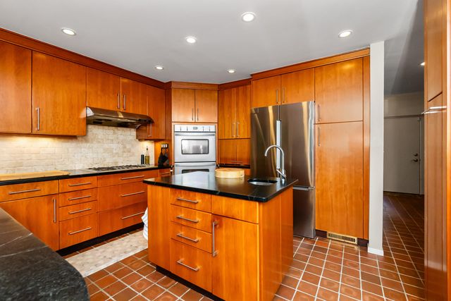 344 Rock Creek Court, Ann Arbor Twp, MI 48104