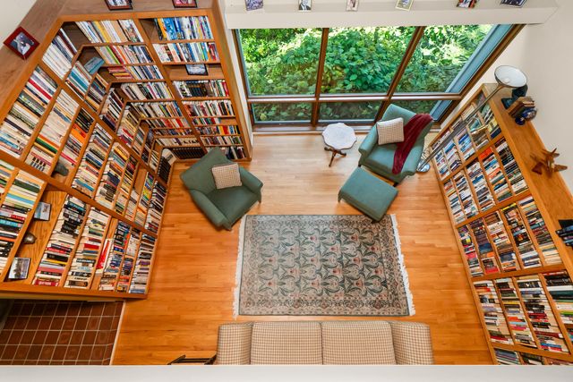 344 Rock Creek Court, Ann Arbor Twp, MI 48104