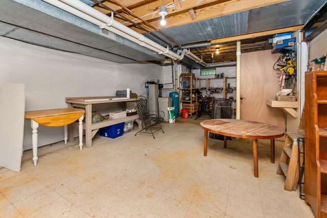 344 Rock Creek Court, Ann Arbor Twp, MI 48104