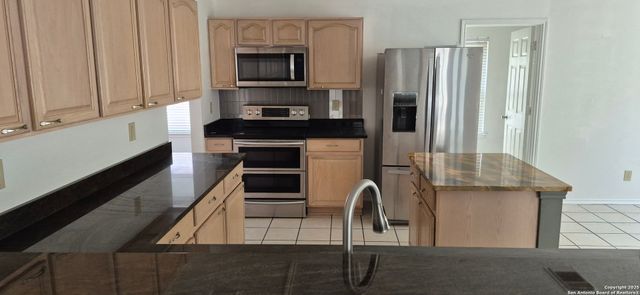 1439 O'Hara Dr., San Antonio, TX 78251