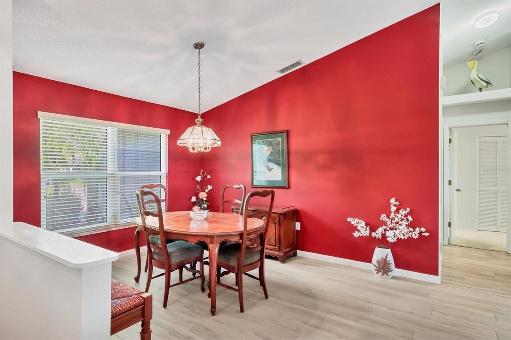 Image 11 of property listing at 5908 GARDEN LAKES MAJESTIC, Bradenton, FL 34203