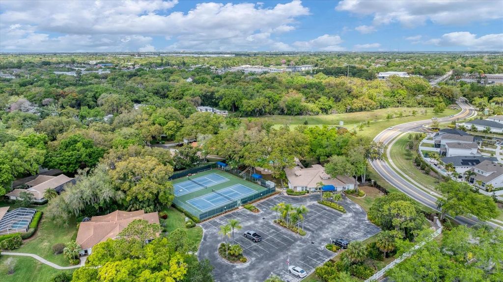 Image 50 of property listing at 5908 GARDEN LAKES MAJESTIC, Bradenton, FL 34203