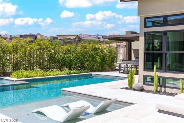 12613 Penfield Avenue, Las Vegas, NV 89138
