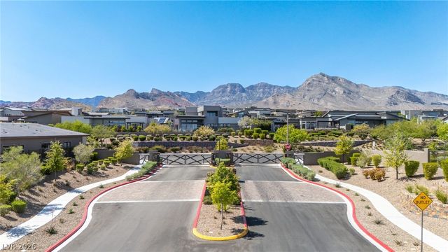 12613 Penfield Avenue, Las Vegas, NV 89138