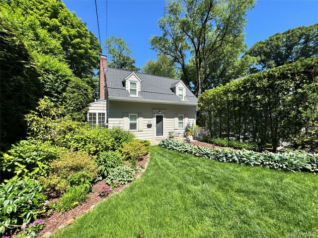 23 Chadwick Road, White Plains, NY 10604