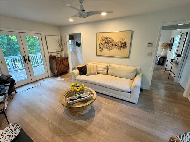 23 Chadwick Road, White Plains, NY 10604
