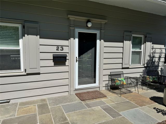 23 Chadwick Road, White Plains, NY 10604
