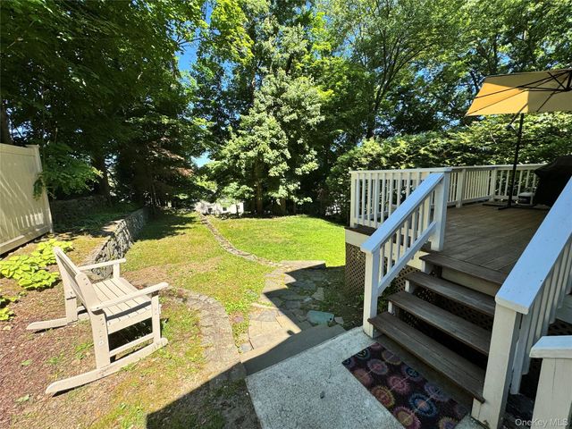 23 Chadwick Road, White Plains, NY 10604