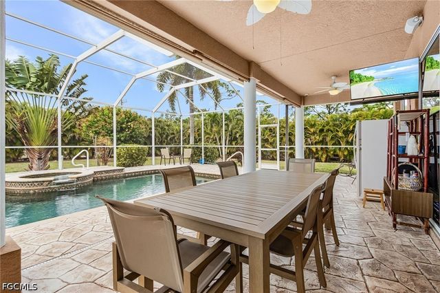 9419 Treasure Lake CT, St James City, FL 33956