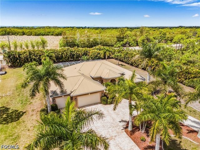 9419 Treasure Lake CT, St James City, FL 33956