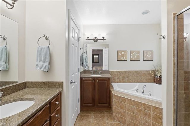 4620 Lake DR, Virginia Beach, VA 23455