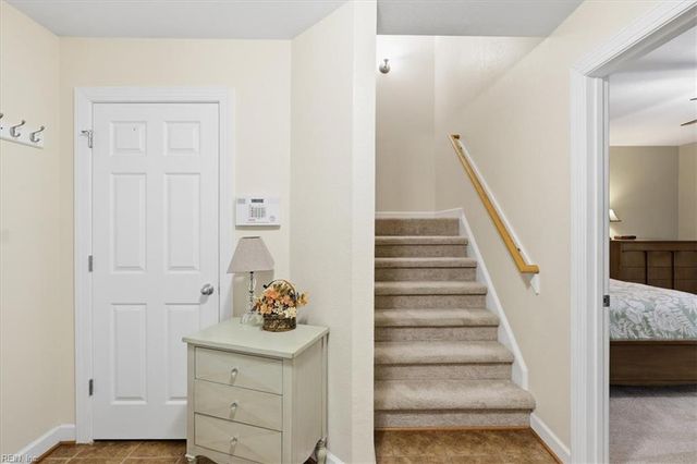 4620 Lake DR, Virginia Beach, VA 23455