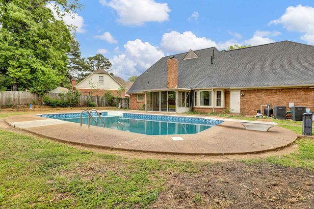 2091 CHINGFORD CV, Memphis, TN 38016