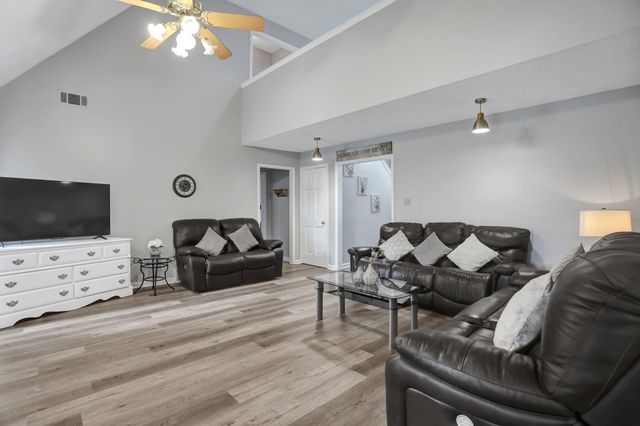 2091 CHINGFORD CV, Memphis, TN 38016