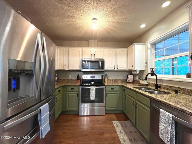 2400 Longleaf Drive SW, Pinehurst, NC 28374