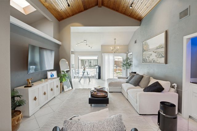 4120 W Creek Court, Dallas, TX 75287