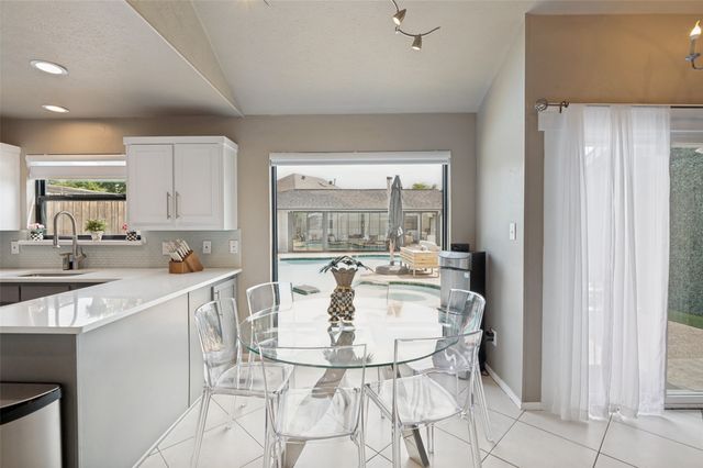4120 W Creek Court, Dallas, TX 75287