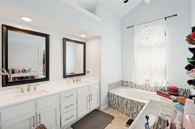 4120 W Creek Court, Dallas, TX 75287
