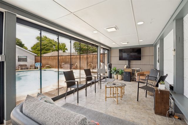 4120 W Creek Court, Dallas, TX 75287