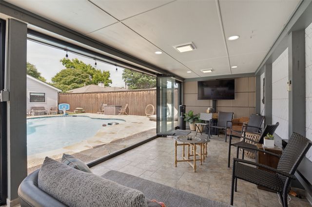 4120 W Creek Court, Dallas, TX 75287