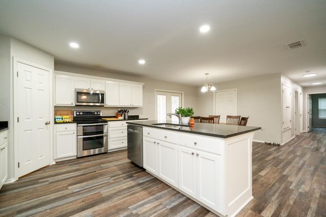 298 Coppedge Smith Rd, Harleton, TX 75651