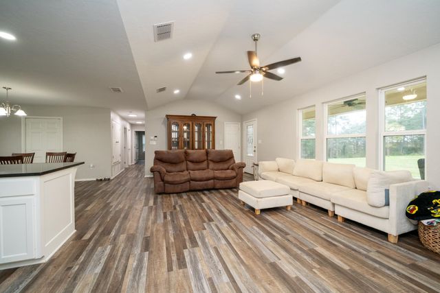 298 Coppedge Smith Rd, Harleton, TX 75651