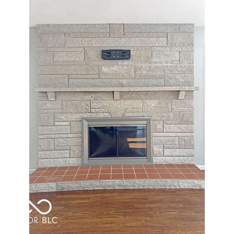 2626 N Woodvale Street, Terre Haute, IN 47803