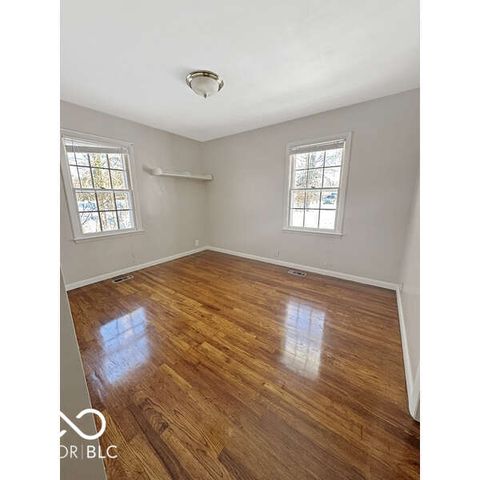 2626 N Woodvale Street, Terre Haute, IN 47803