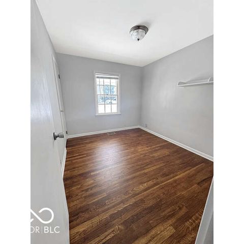 2626 N Woodvale Street, Terre Haute, IN 47803