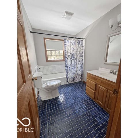 2626 N Woodvale Street, Terre Haute, IN 47803