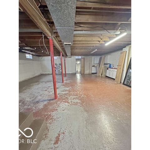 2626 N Woodvale Street, Terre Haute, IN 47803