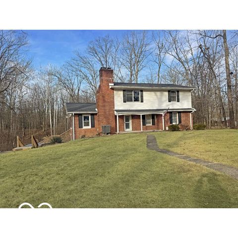 2626 N Woodvale Street, Terre Haute, IN 47803