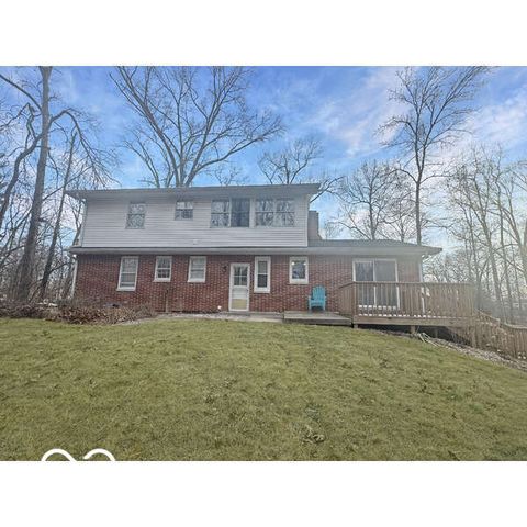 2626 N Woodvale Street, Terre Haute, IN 47803