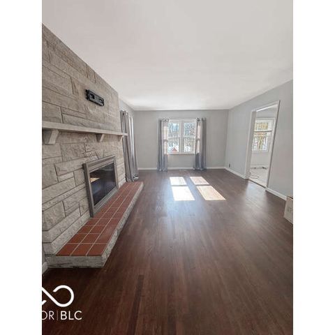 2626 N Woodvale Street, Terre Haute, IN 47803