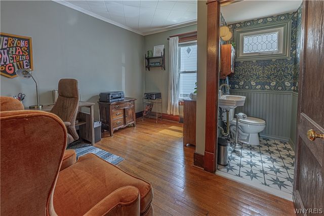 7 Woodlawn Avenue, Lancaster, NY 14086