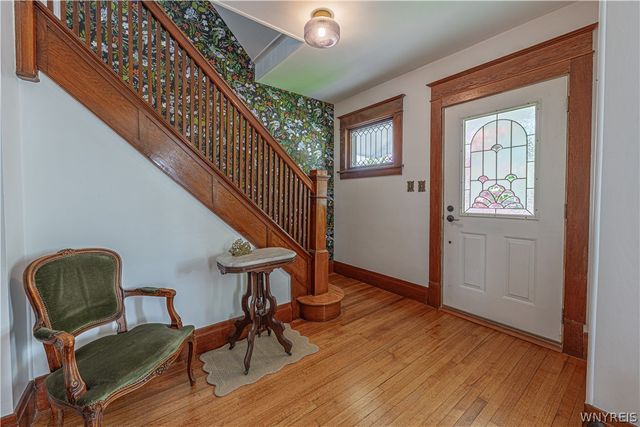7 Woodlawn Avenue, Lancaster, NY 14086