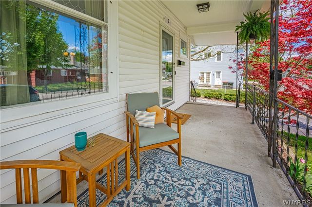 7 Woodlawn Avenue, Lancaster, NY 14086